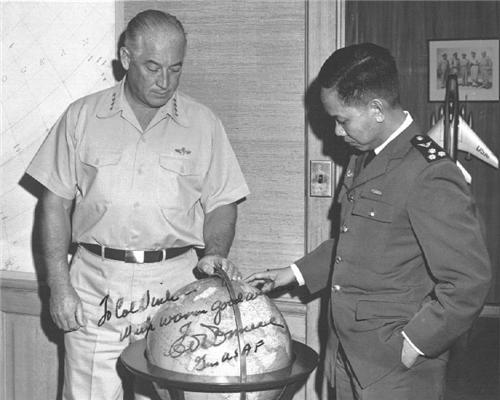 4530 5 TP NXV 1TamGuongKienNhanNgTgTam