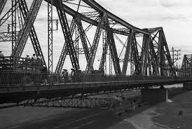 4839 5 CauLongBienChinhNguyen