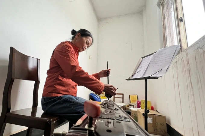 4861 5 DT Noi Tieng VietHuyHau