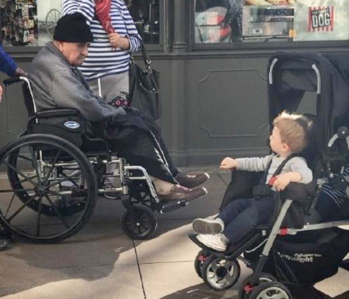 4891 3 GapMatGiua2TheHeAnNhien