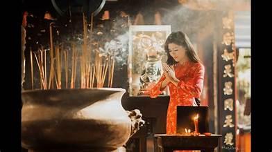 5696 1 NhoDemGiaoThuaDTDB