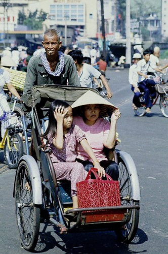 5323 2 TramNghinNhanhKhoVTheThanh